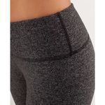 Lululemon  Wunder Under High Rise Legging Chevron Print Cropped Size 2 Photo 2