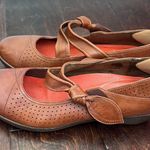 Dansko  Leather Mary Janes Deidra Knot Brown Cognac Hook Loop platform Size 38 Photo 2