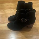 Sole Society  black grove circle buckle heel boots size 8.5 . Photo 2