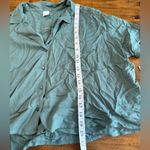 Abound  Nordstrom green olive button up Blouse Tee NWT size XL Photo 6