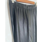 Torrid Women's  Black Faux Leather‎ Leggings Size 1 GUC! 0109 Photo 1