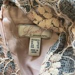 Adrianna Papell  lace dress w/crystal brooch.Dusty pink w gray/black,peephole S14 Photo 11