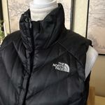 The North Face Black Puffer Vest Medium 550 Goose Down Zip Size Small Photo 2