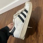 Adidas  White Superstar Sneakers Size 4.5 Youth / 6.5 Women’s $80 Photo 2