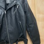 Fahsyee Faux Leather Jacket Women Photo 3
