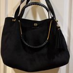 HOUSE OF HARLOW 1960 BLACK SUEDE BAG WITH SHOULDER STRAP AND GOLD TONED HANDLE Photo 4
