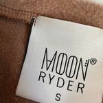 Moon Ryder sweater Photo 3