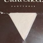 Hanes Vintage Ultra Sheer Pantyhose Control Top Sandalfoot Seashell Size B New Photo 2