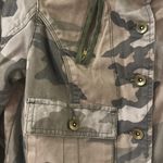 Rothco vintage size M
Camouflage Women's cropped Jacket Brown Size M Photo 2