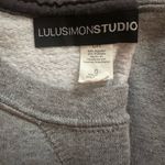 LuluSimonStudio Mom Life Gray Spell Out Sweatshirt Casual Small Photo 3