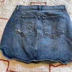 EXPRESS Women’s mini denim skirt Photo 3