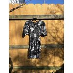 Shannon‎ Marie Black White Hawaiian Hibiscus Floral Dress Size Medium Summer Photo 2