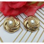 Gold Tone Round Swirl Faux Pearl Textured Clip On Earrings Fancy Wedding Formal Photo 4