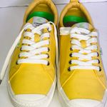 Carisma Low sun yellow knit sneaker Size 11 Photo 5