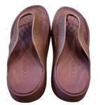 Crocs  getaway platform glitter flip flop sandal purple size 6 Photo 5