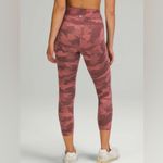 Lululemon Wunder Train High-Rise Crop 23"
Heritage 365 Camo Brier Rose Multi Photo 9