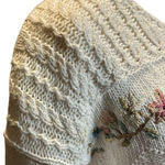 Tiara International  Chunky Knit Floral Women’s Pullover Sweater Pearls 90’s MED Photo 3