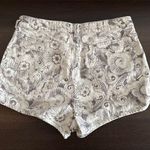 Pilcro Floral Print Dolphin Ultra High rise Shorts Casual Everyday Cute Size 31 Gray Photo 2