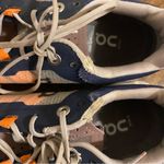 on cloud  Navy Blue and Orange Running Shoes size 7.5 Photo 4