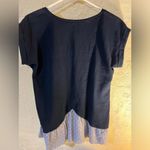 Loft Navy short sleeve vneck jersey shirt with adorable chambray ruffle size M Photo 8