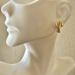 Sugar Rush Tarte dainty gold tone cactus stud earrings Photo 2