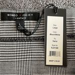 Romeo + Juliet Couture  Plaid Ruffled Skirt Black White Sz L Photo 9