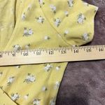 Hollister COPY -  yellow with flower print baby tee in xs Photo 4