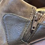 Earth Origins  Monica Women's Slip on Shoes Side Zip Brown Size 8 M Photo 7