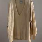 THE GARMENT Yellow Como Oversized V Photo 6