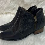 Heiress Black Leather Embossed Zipper Booties 7 B Photo 0