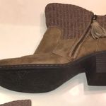 B.O.C. Women’s Bendell Taupe Brown Leather Suede Knit Sock Ankle Booties Size 8.5 Photo 3