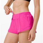 Lululemon Hotty Hot Short 2.5” Photo 0