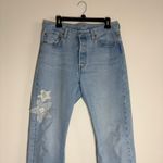 Levi's Levi’s 501 Original Fit Women’s Straight Leg Light Wash Flower Jeans 31x30 Photo 3