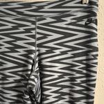 Nike Black and Gray Patterned Leggings Photo 2