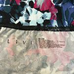 Lane Bryant LIVI Active Floral Capri Leggings Photo 2