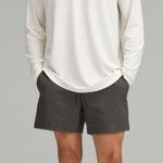 Lululemon NWT Zeroed In Linerless Short 5" - Size XXL - Slate Brown Photo 0