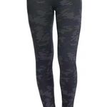 Spanx NWOT Look-at-me-now Seamless Camo Print Leggings, Size Medium Photo 3