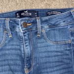Hollister  High-Rise Jeans Photo 2