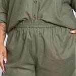 Universal Standard  easy pull on shorts green linen‎ blend Photo 0