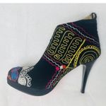 Scarlet Embroidered Heel Faux Suede Ankle Booties Stiletto Size 38 (US 7.5) Black Photo 2