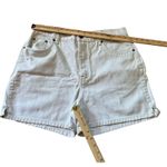 Bill Blass beige Denim High-Waisted Shorts Classic Summer Style Women's Photo 1