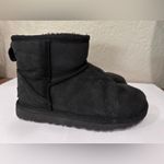 UGG  Women's Classic II Mini Boots size 5 Photo 5