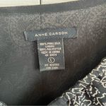 Anne Carson  Vintage
100% silk black blouse
womens size Large Photo 5