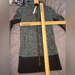 Lululemon Daily Practice Green Chevron Hooded Full Zip Athletic Jacket size 4 Photo 8