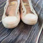 Converse Women’s pink leather, low top canvas sneakers size 7 Photo 3