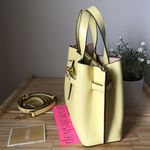 Michael Kors Purse Photo 3