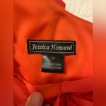 Jessica Howard : One shoulder figure-flattering red dress with a floral collar Photo 4