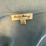 Jane and Delancey Shirt Top 1X Lyocell Denim Light Blue Chambray Short Sleeve Photo 1