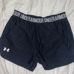 Under Armour Shorts Photo 0