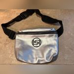 Bebe  silver Fanny Pack ~ Adjustable Waist ~ Faux Leather ~ Nylon NWOT Photo 0